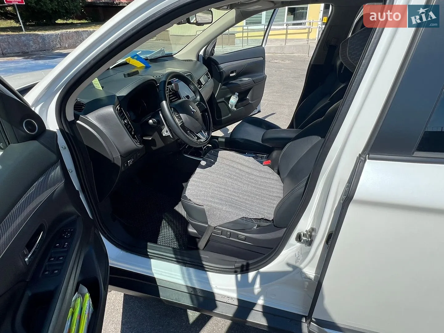 2021 Mitsubishi Outlander - мініатюра 20