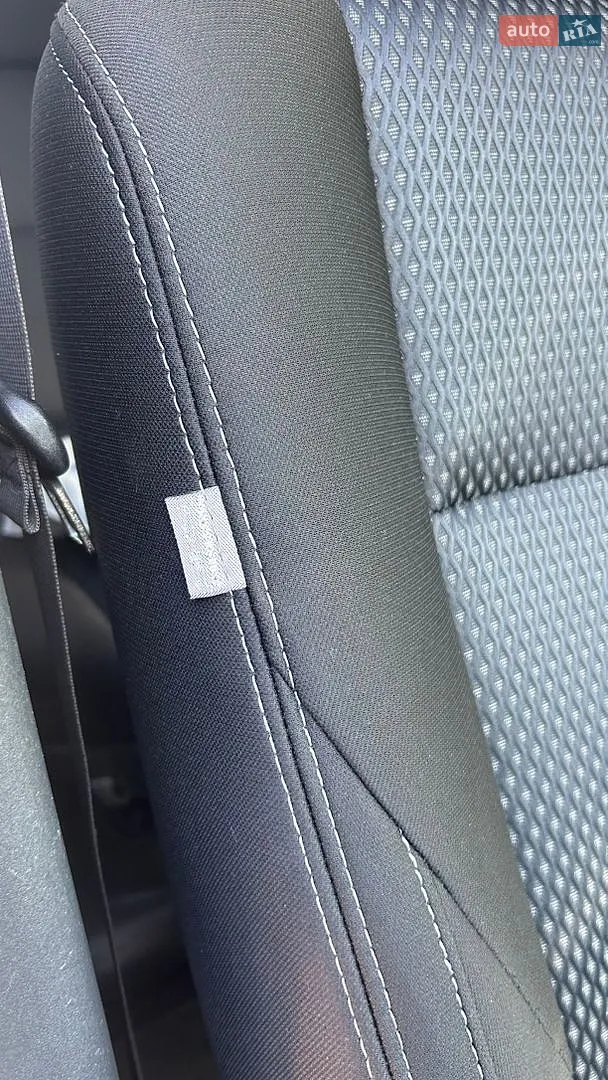 2018 Mitsubishi Outlander - фото 1