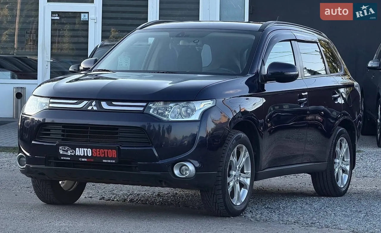 2013 Mitsubishi Outlander - мініатюра 2