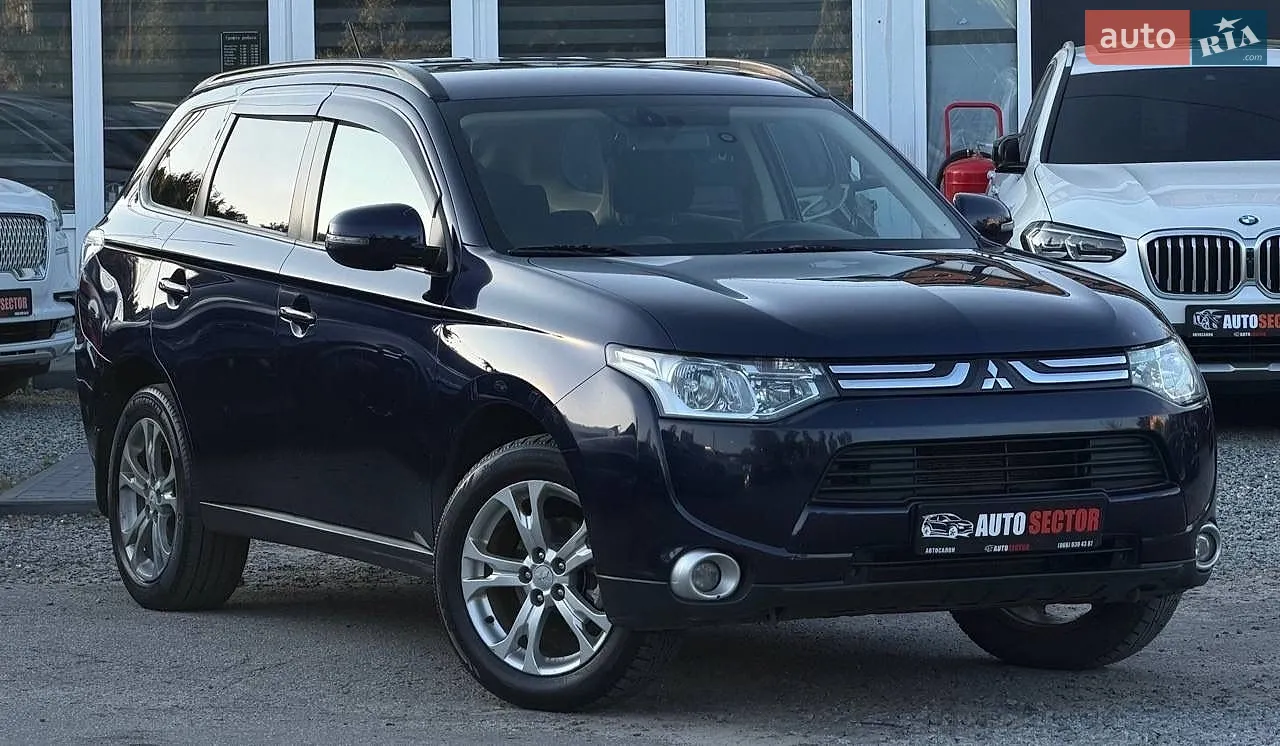 2013 Mitsubishi Outlander - мініатюра 4