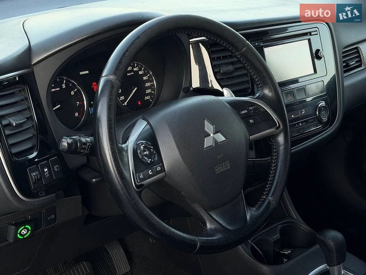 2013 Mitsubishi Outlander - мініатюра 15