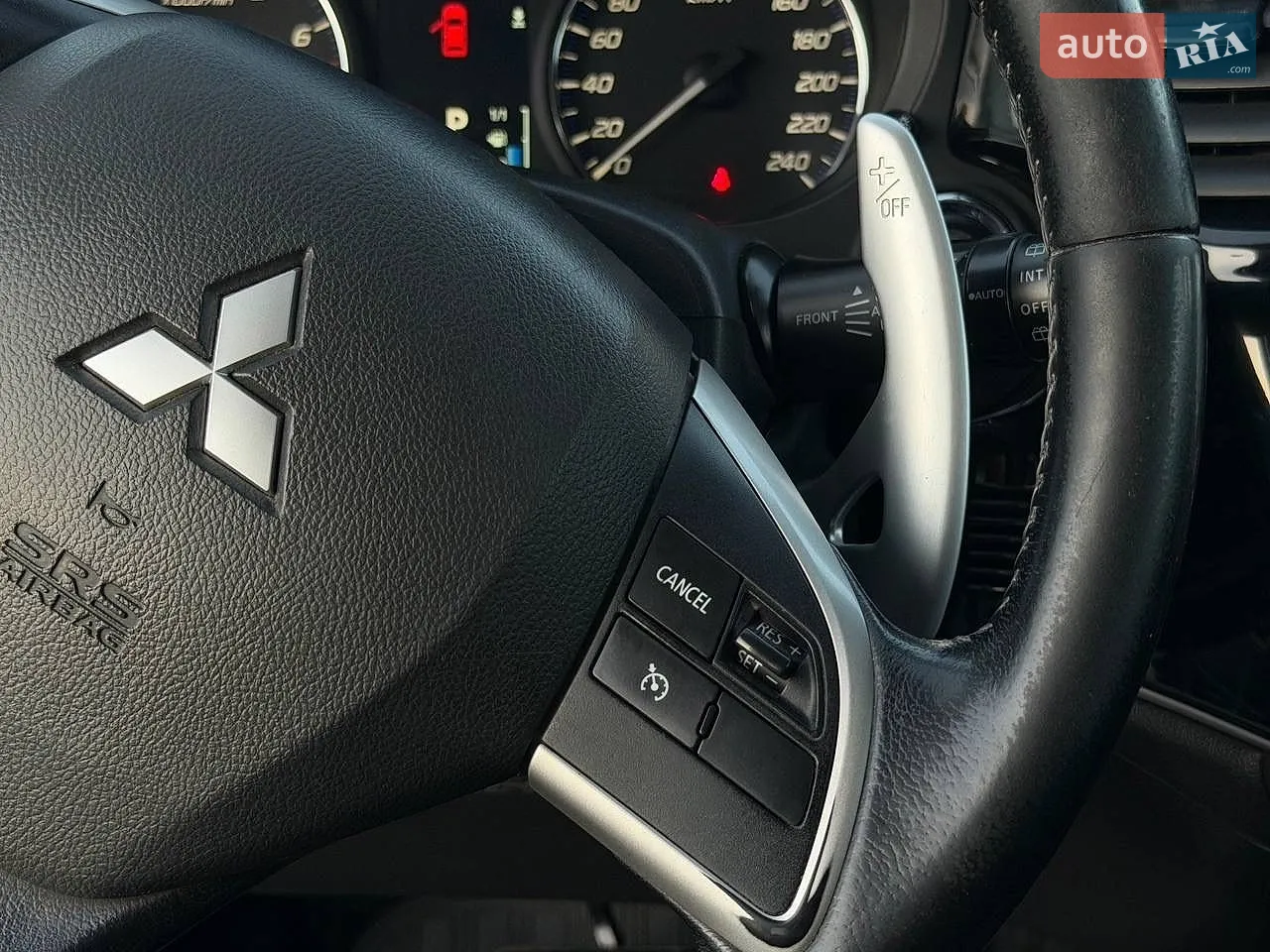 2013 Mitsubishi Outlander - мініатюра 21