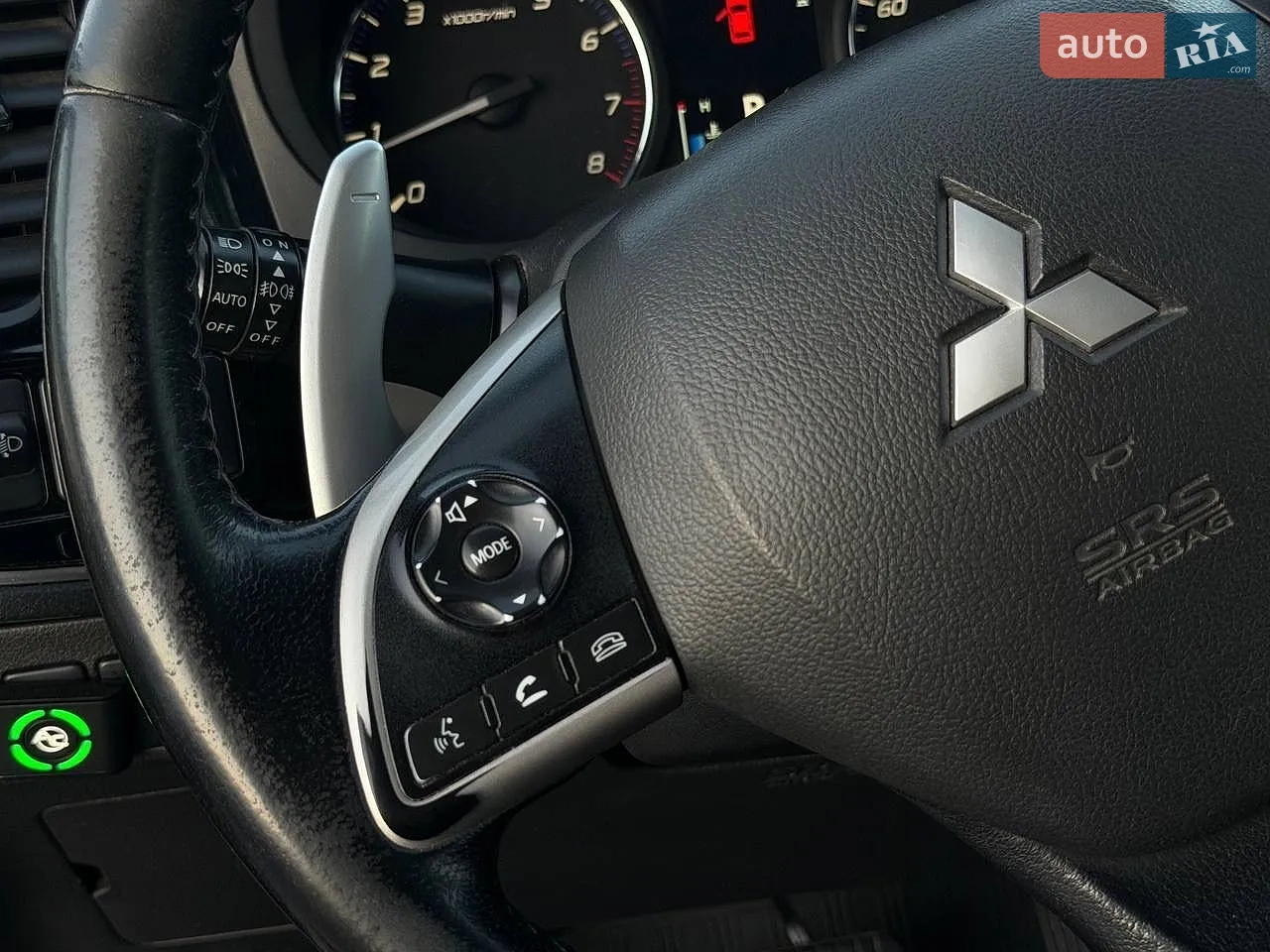 2013 Mitsubishi Outlander - мініатюра 20