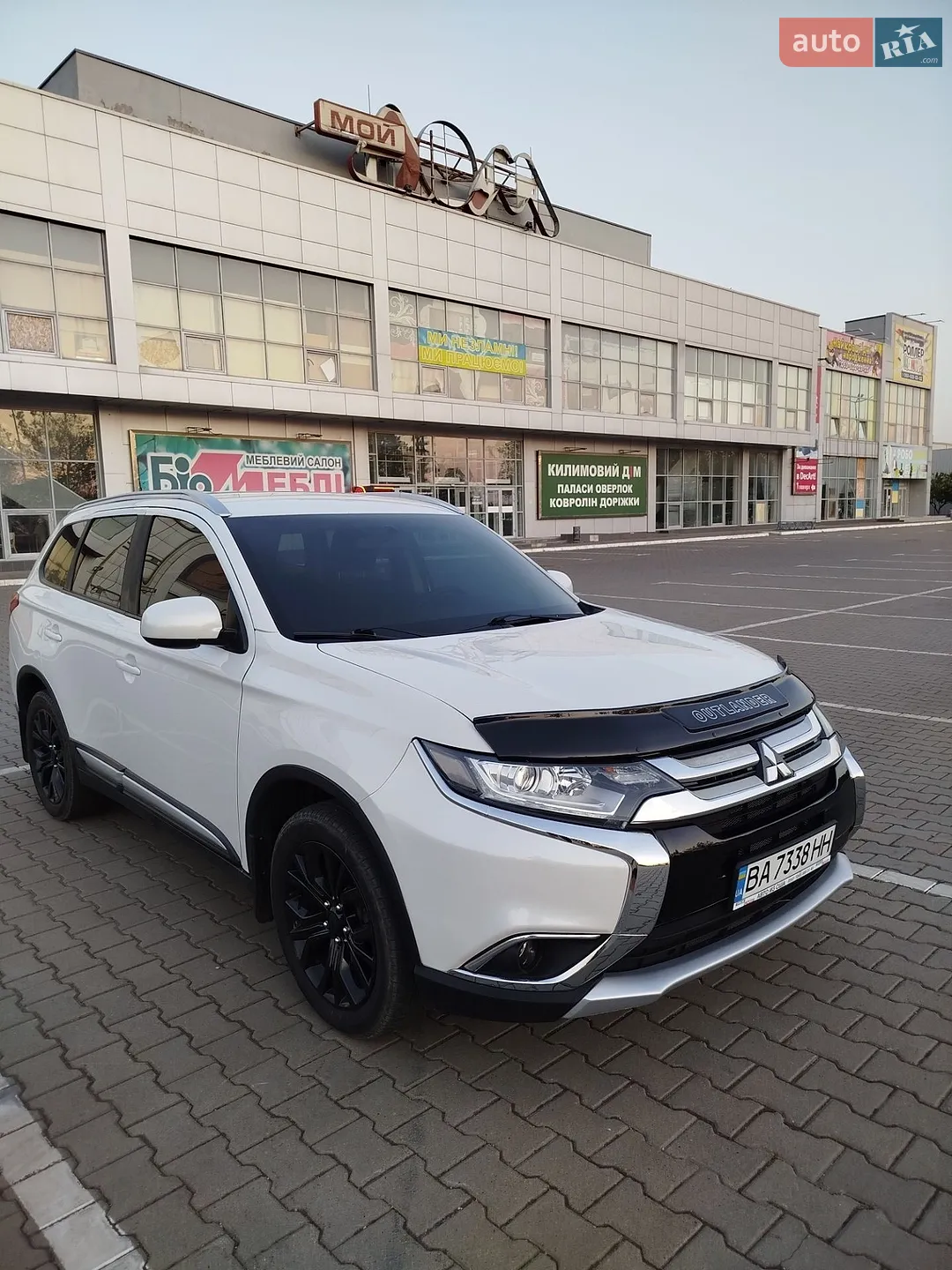 2016 Mitsubishi Outlander - мініатюра 9