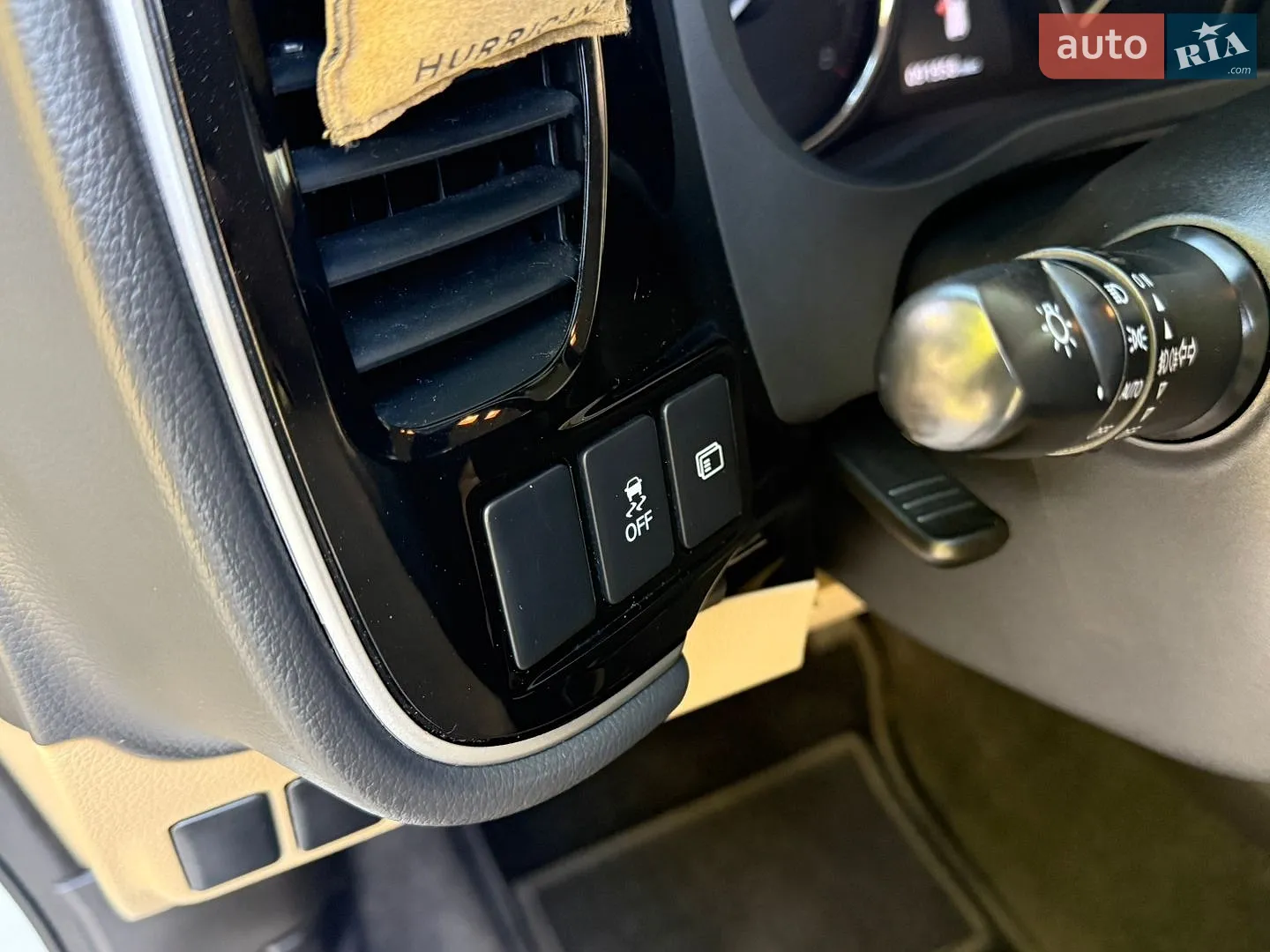 2017 Mitsubishi Outlander - мініатюра 19
