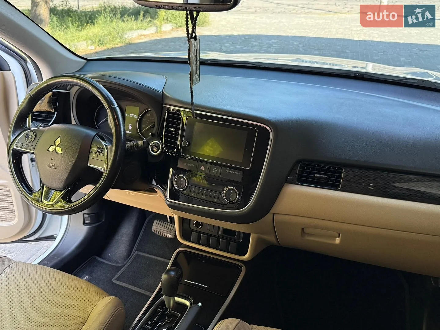 2017 Mitsubishi Outlander - мініатюра 27