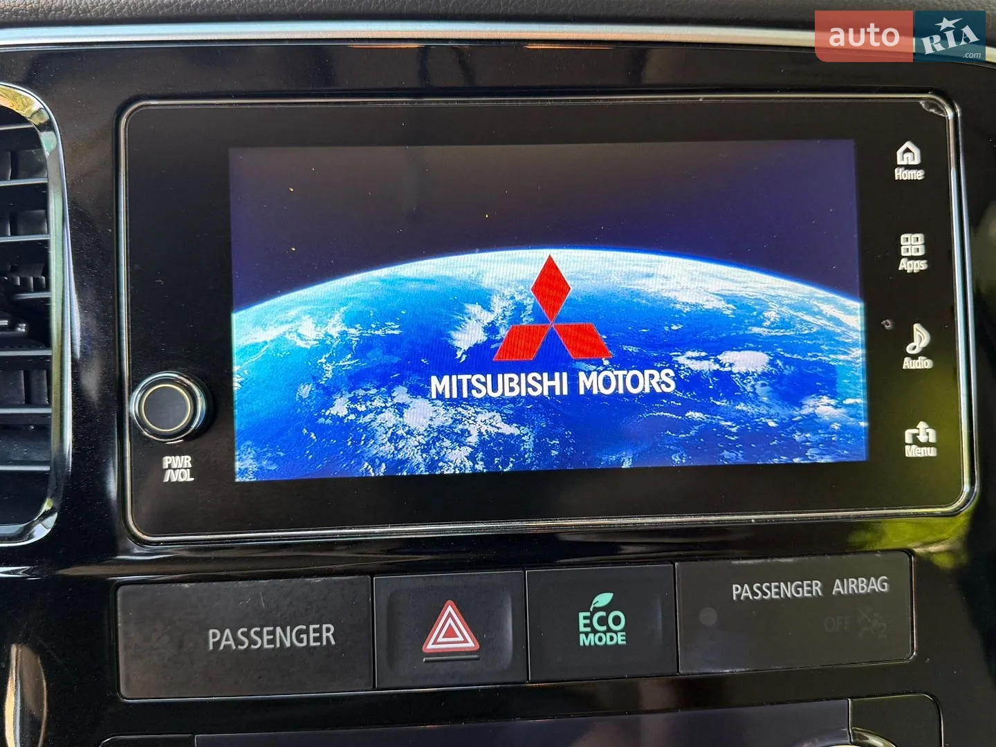 2017 Mitsubishi Outlander - мініатюра 31
