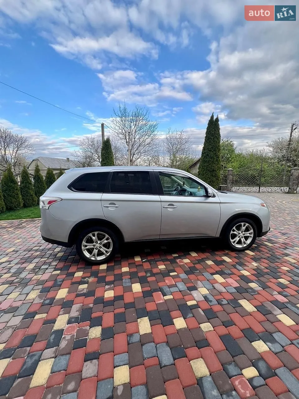 2014 Mitsubishi Outlander - мініатюра 4