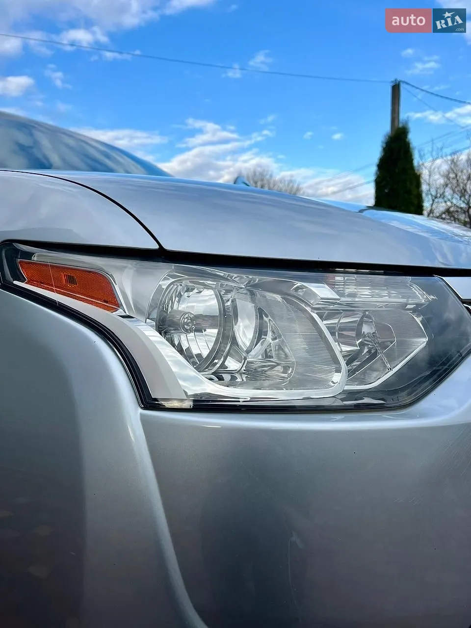 2014 Mitsubishi Outlander - мініатюра 16