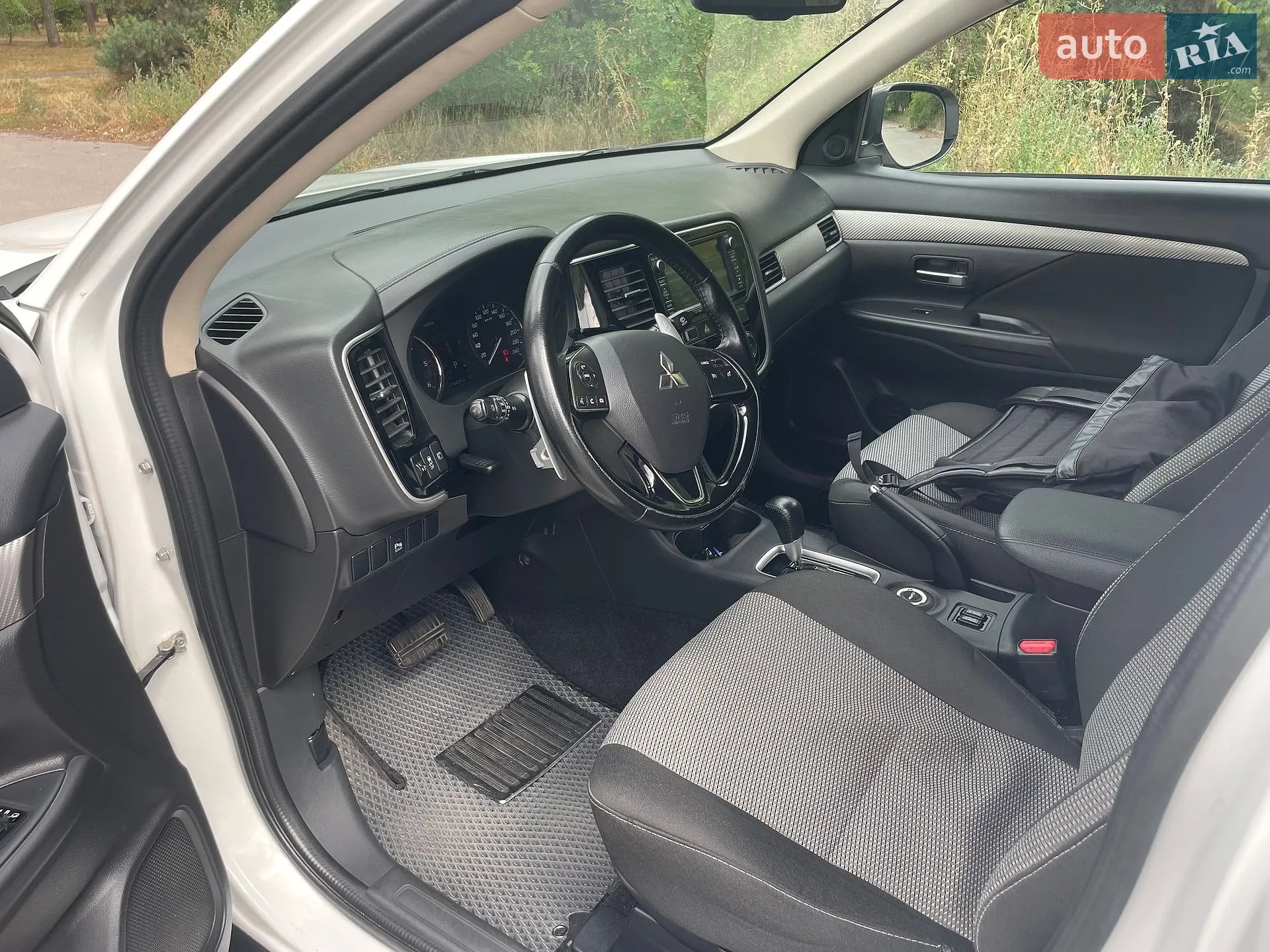 2016 Mitsubishi Outlander - мініатюра 14