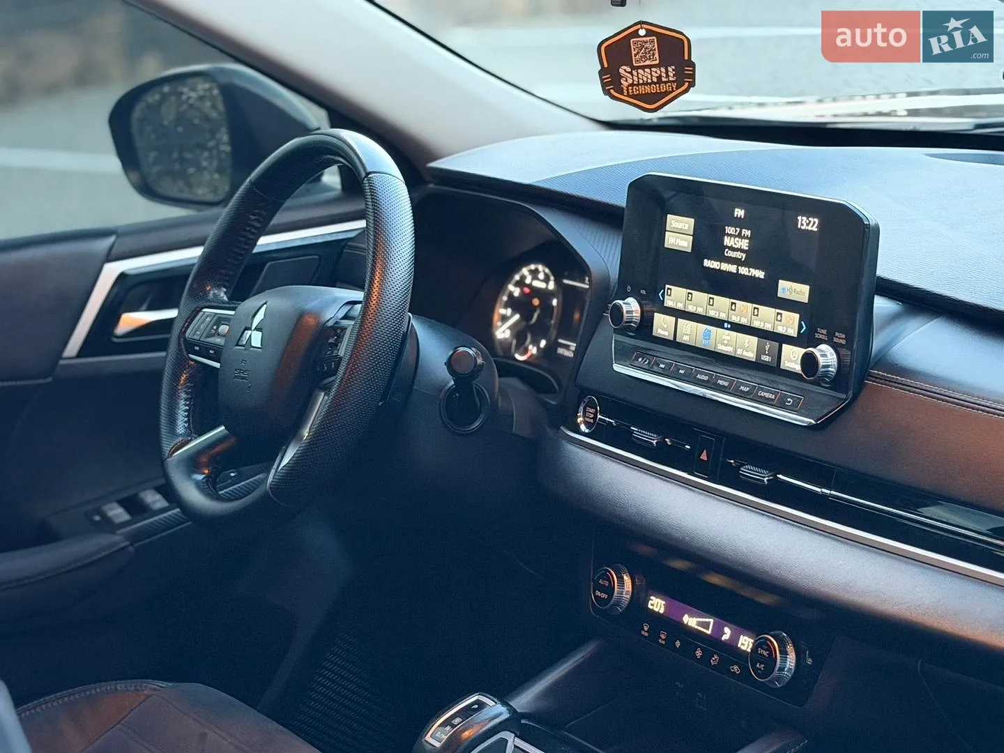 2022 Mitsubishi Outlander - мініатюра 26