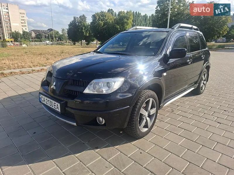Mitsubishi Outlander