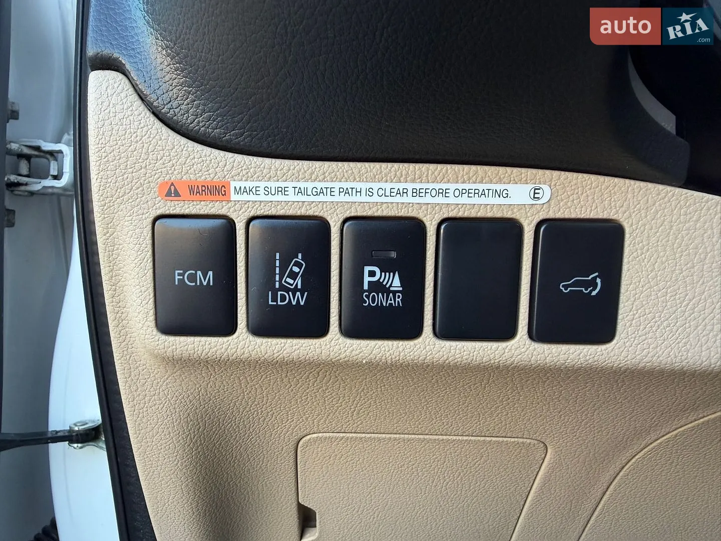 2016 Mitsubishi Outlander - мініатюра 37