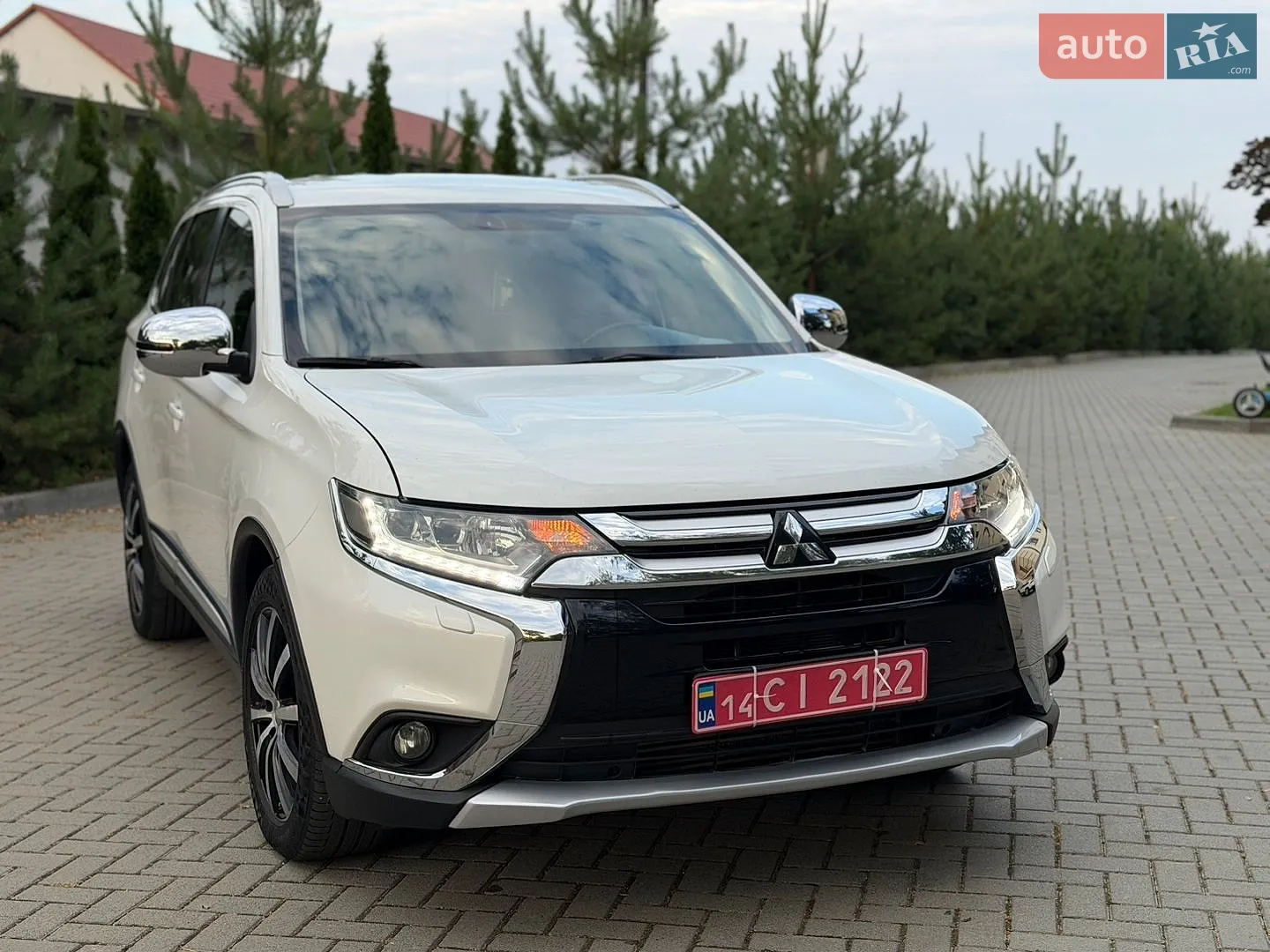 2016 Mitsubishi Outlander - мініатюра 8