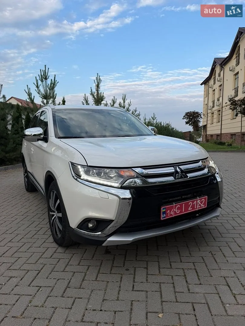2016 Mitsubishi Outlander - мініатюра 19