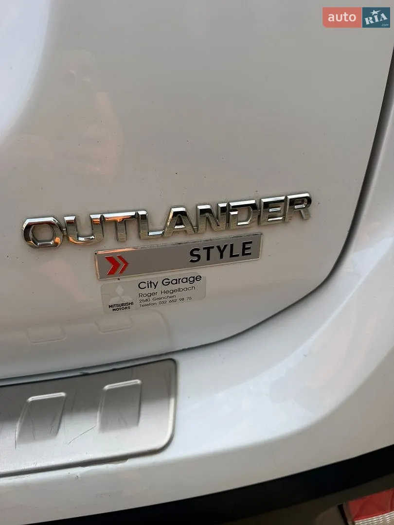 2016 Mitsubishi Outlander - мініатюра 34