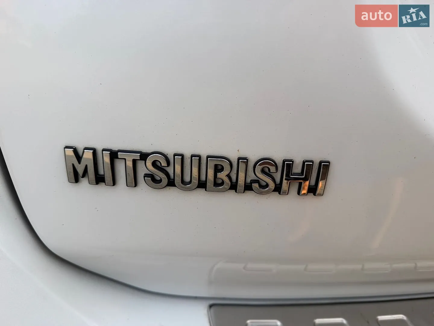 2016 Mitsubishi Outlander - мініатюра 35