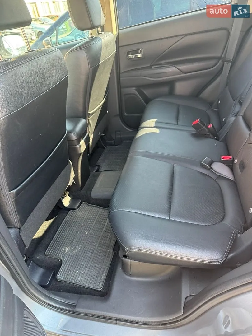 2015 Mitsubishi Outlander - мініатюра 17