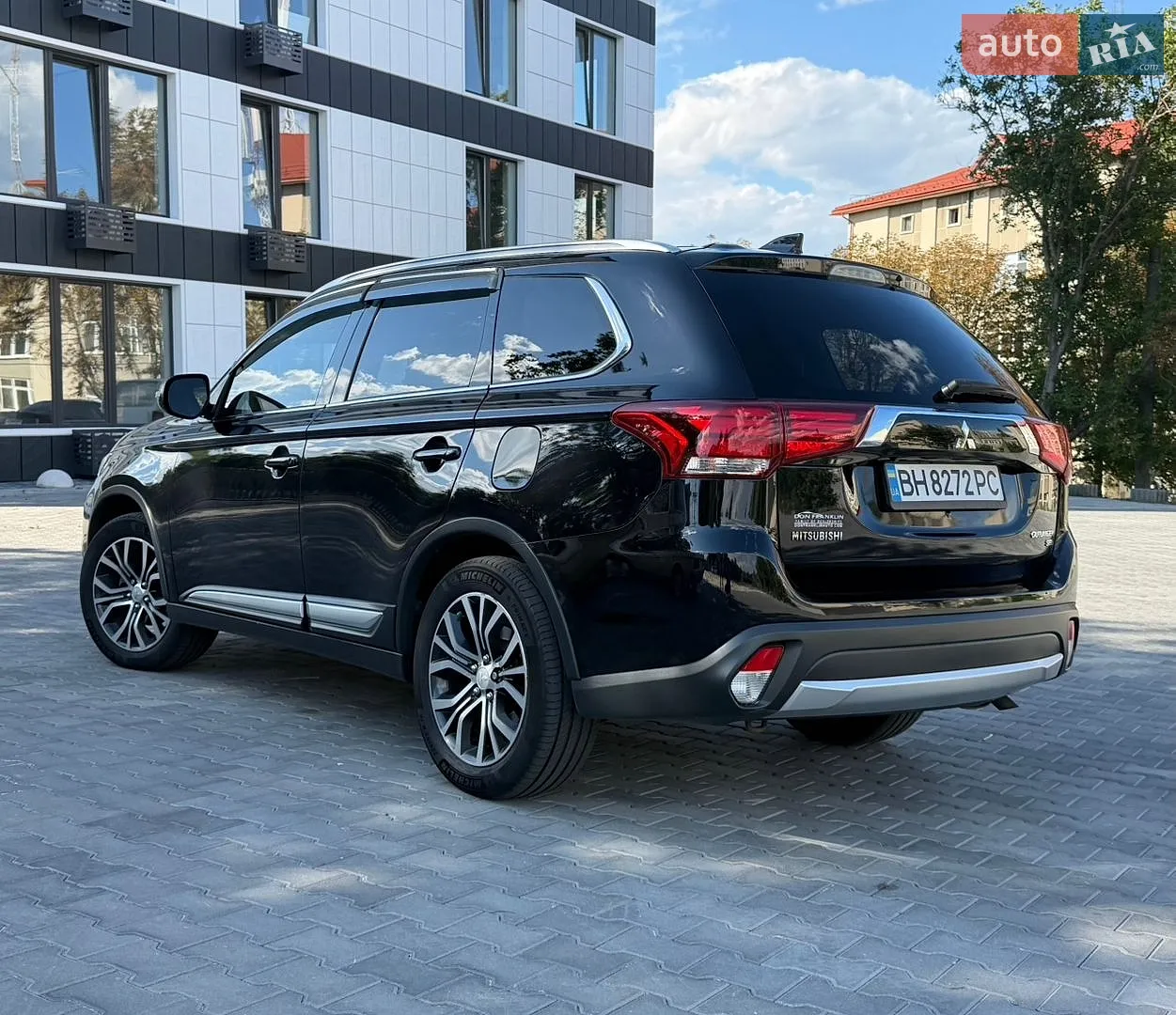 2017 Mitsubishi Outlander - мініатюра 6