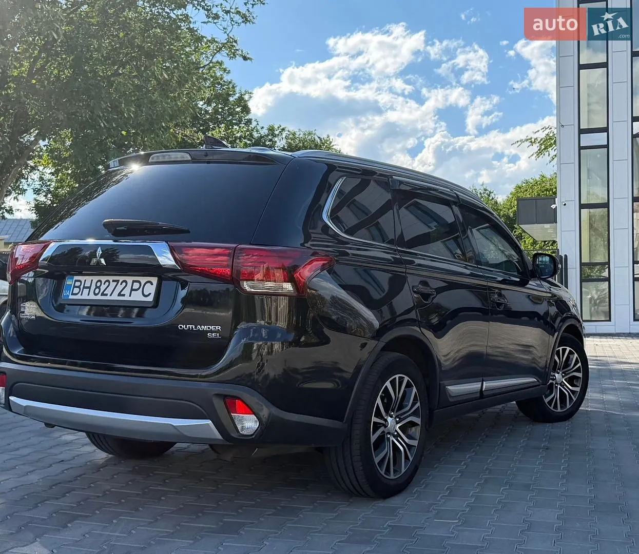 2017 Mitsubishi Outlander - мініатюра 10