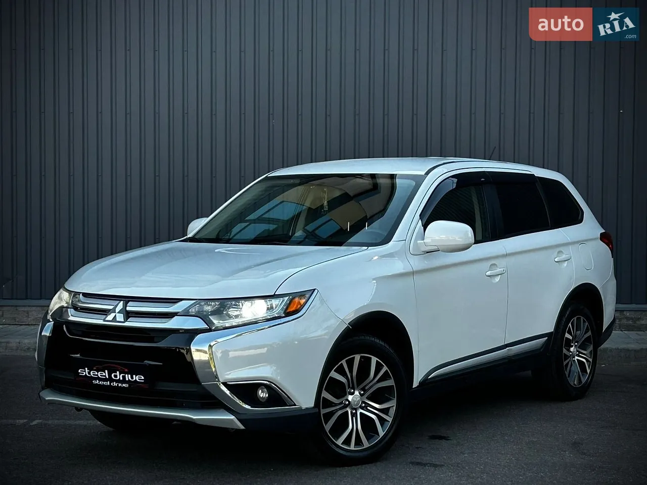 2017 Mitsubishi Outlander - мініатюра 34