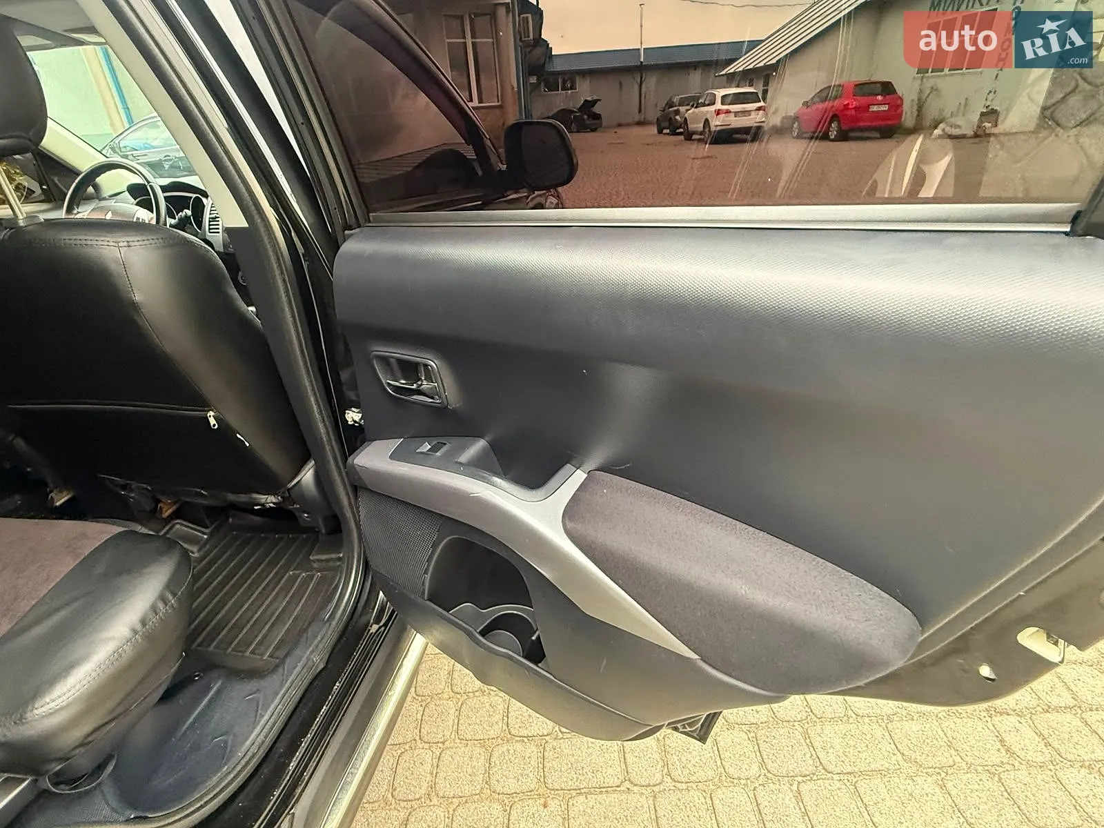 2012 Mitsubishi Outlander - мініатюра 27