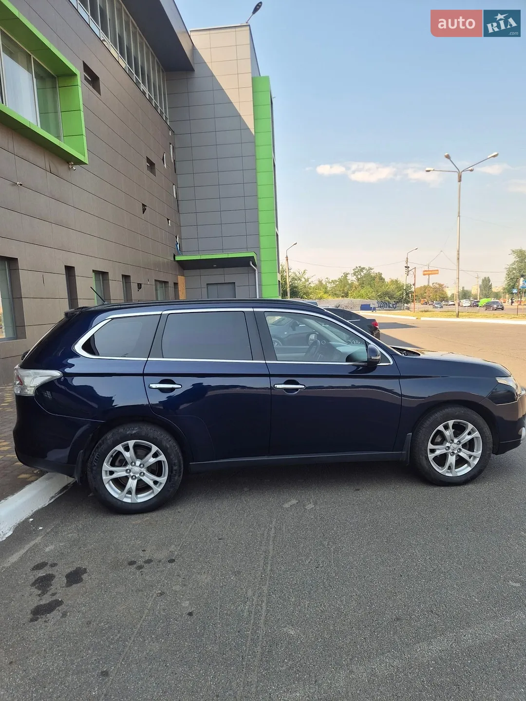 2013 Mitsubishi Outlander - фото 1