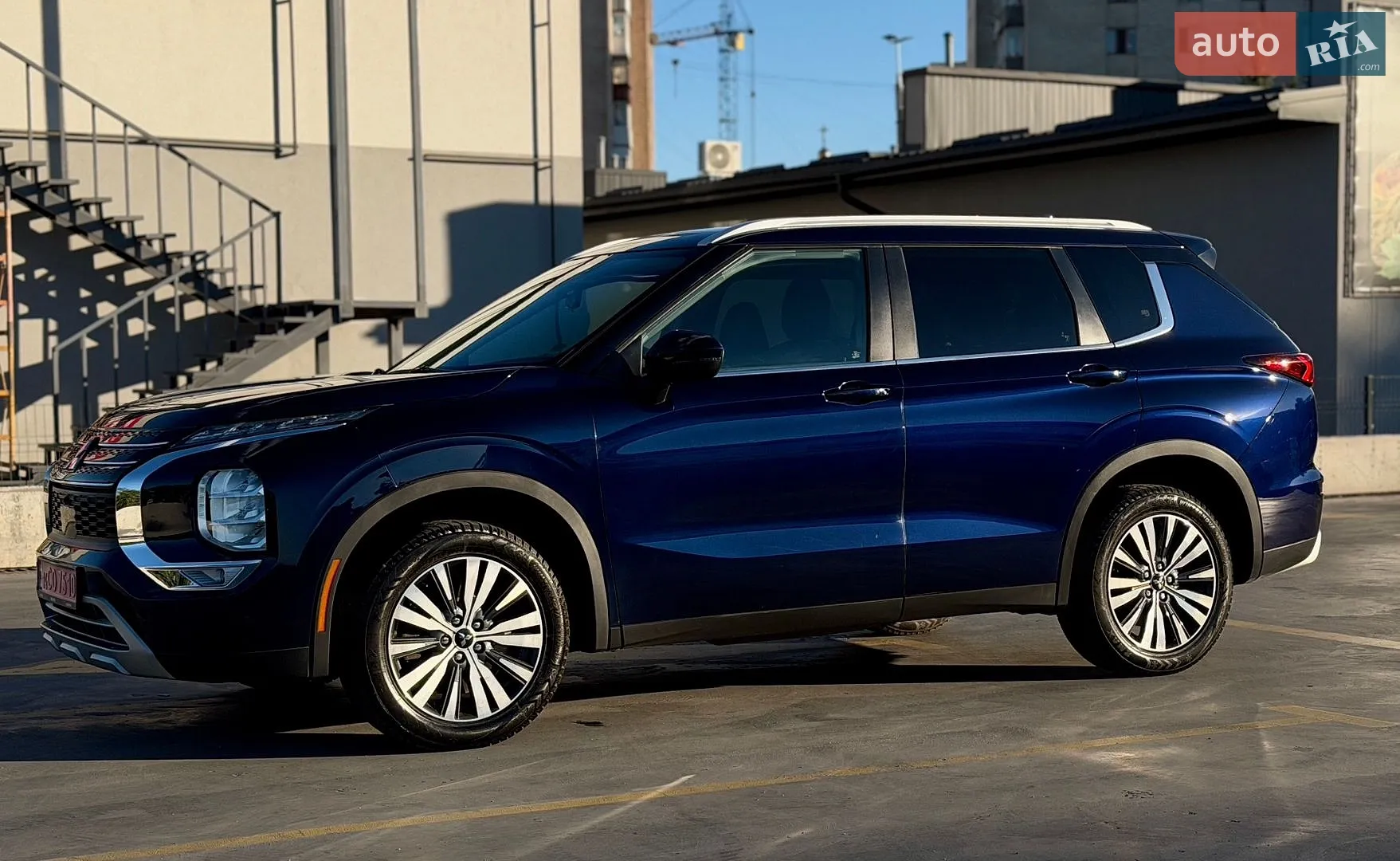 2022 Mitsubishi Outlander - мініатюра 21