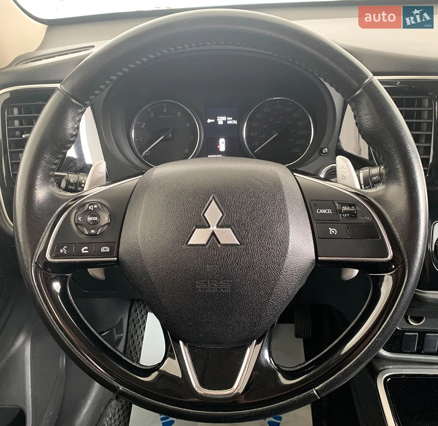 2016 Mitsubishi Outlander - мініатюра 17