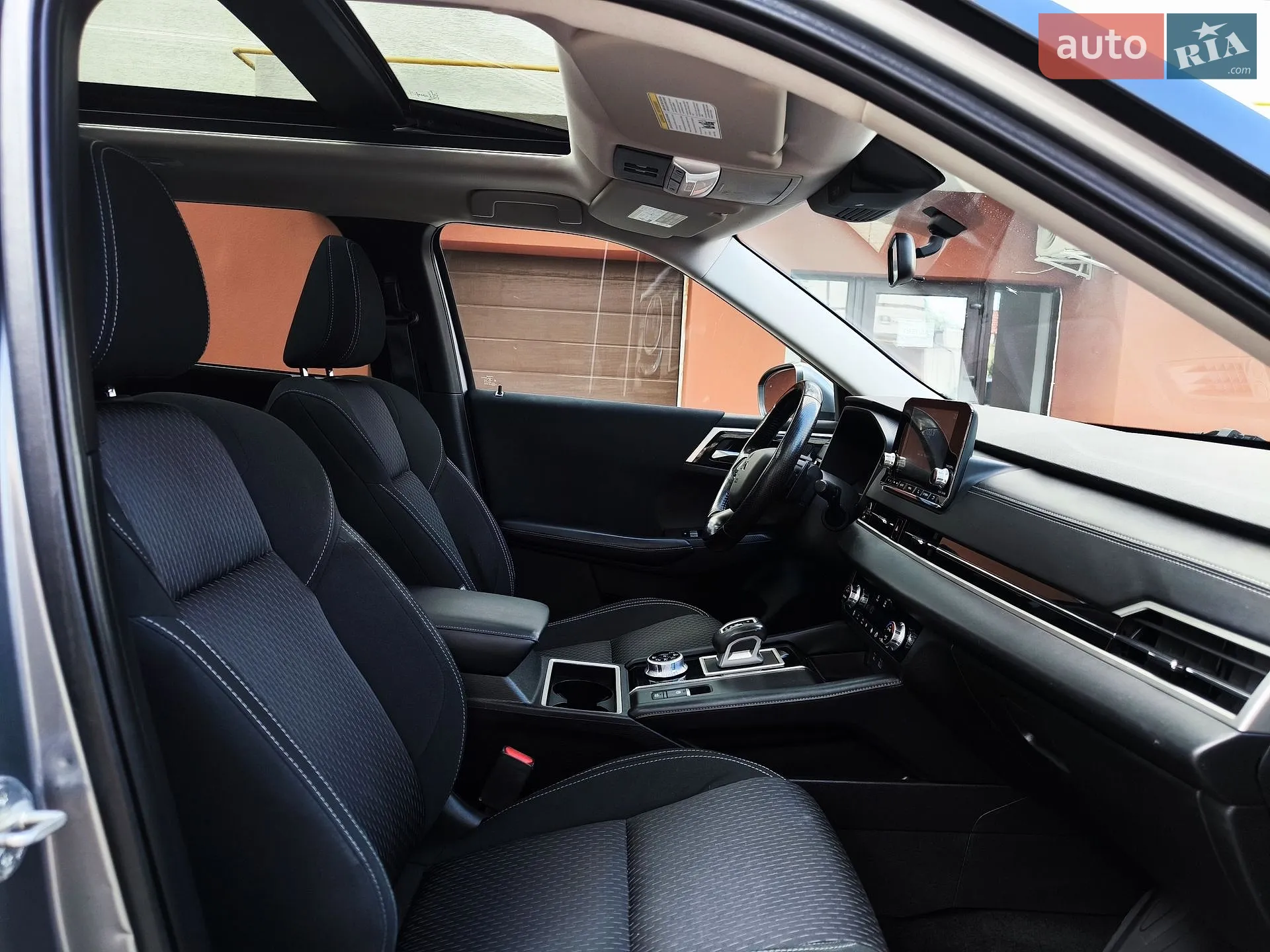 2021 Mitsubishi Outlander - мініатюра 37