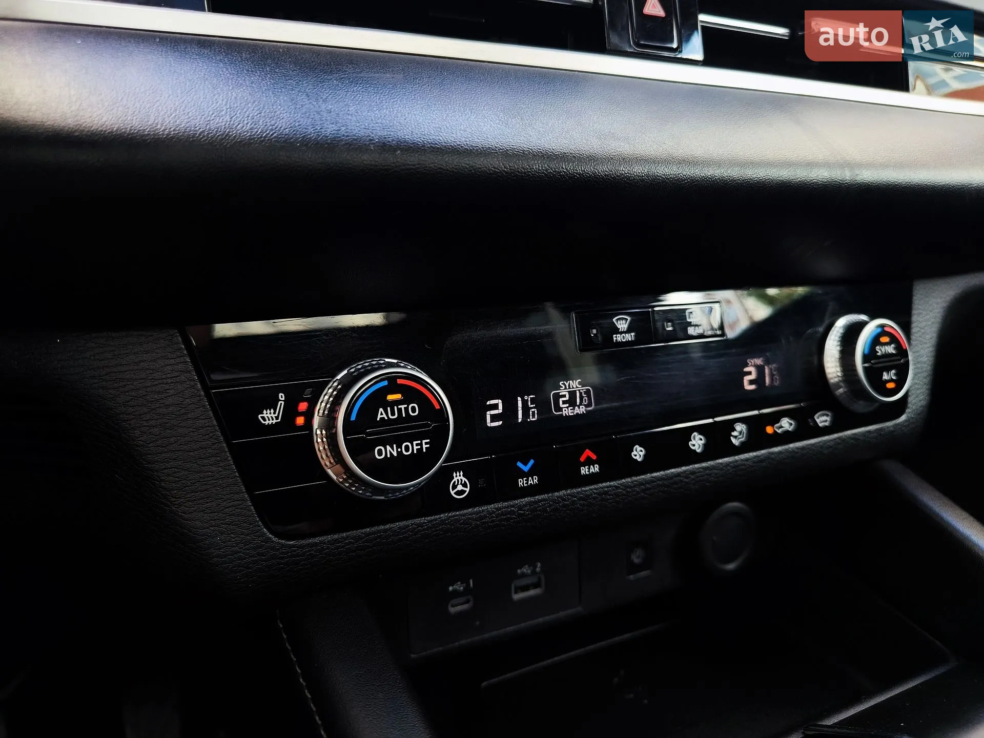 2021 Mitsubishi Outlander - мініатюра 39