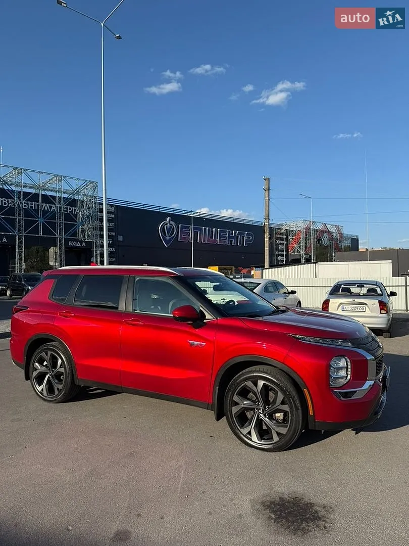 2022 Mitsubishi Outlander - мініатюра 6