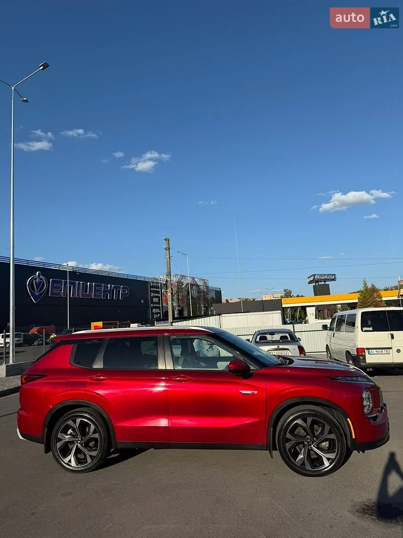 2022 Mitsubishi Outlander - мініатюра 7