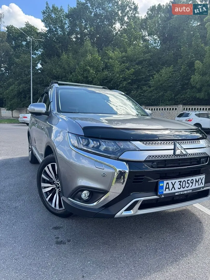 2019 Mitsubishi Outlander - мініатюра 5