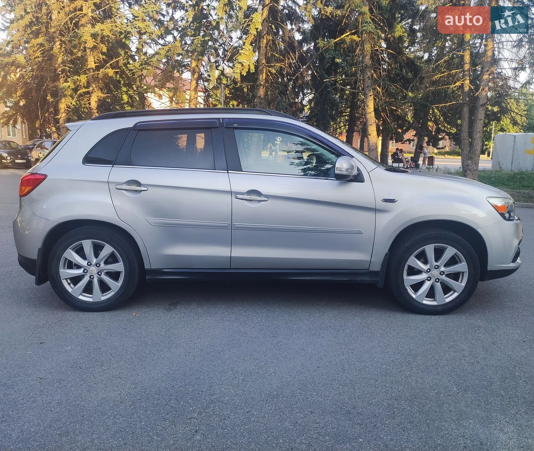 2015 Mitsubishi Outlander - мініатюра 11