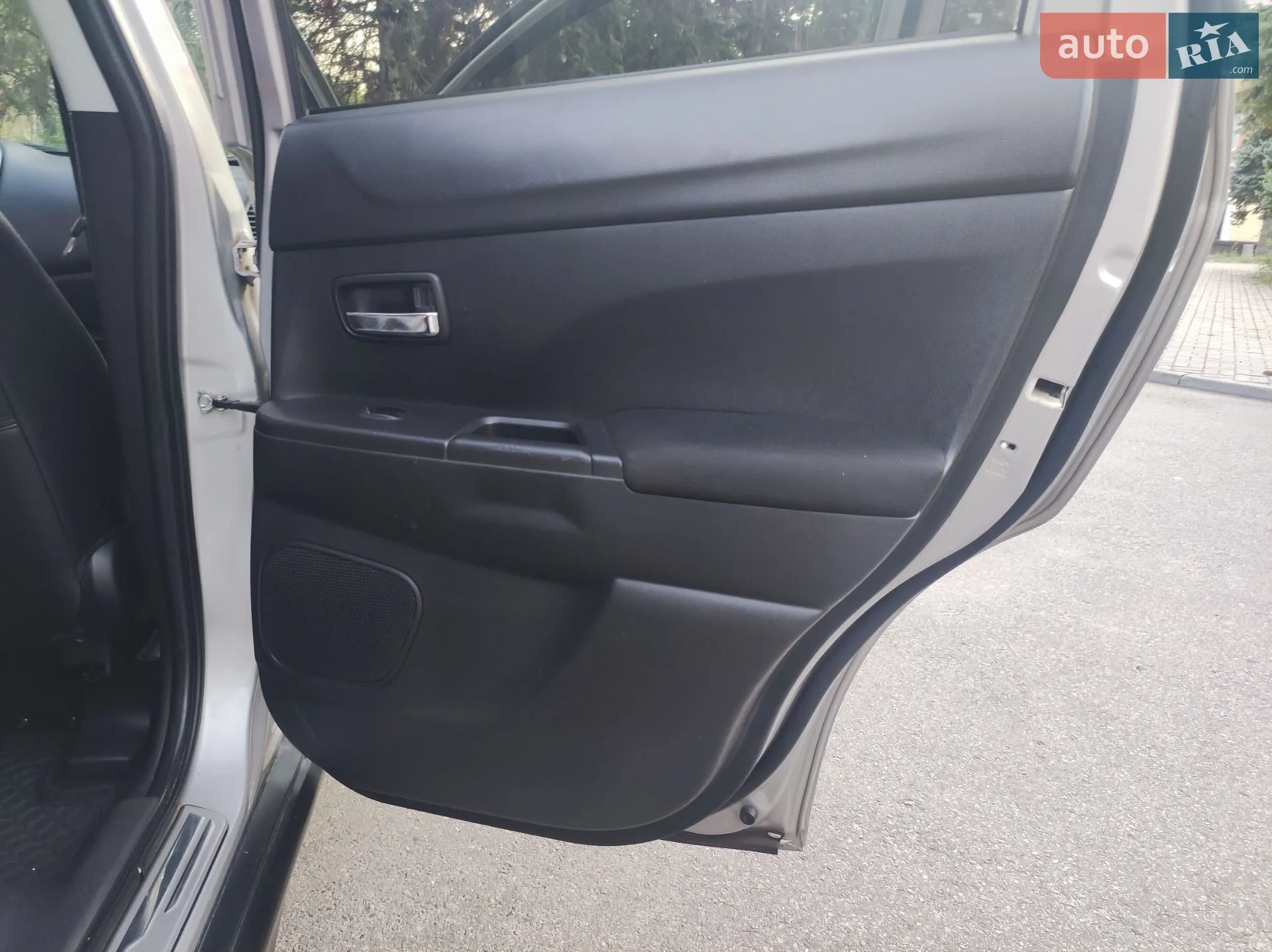 2015 Mitsubishi Outlander - мініатюра 2