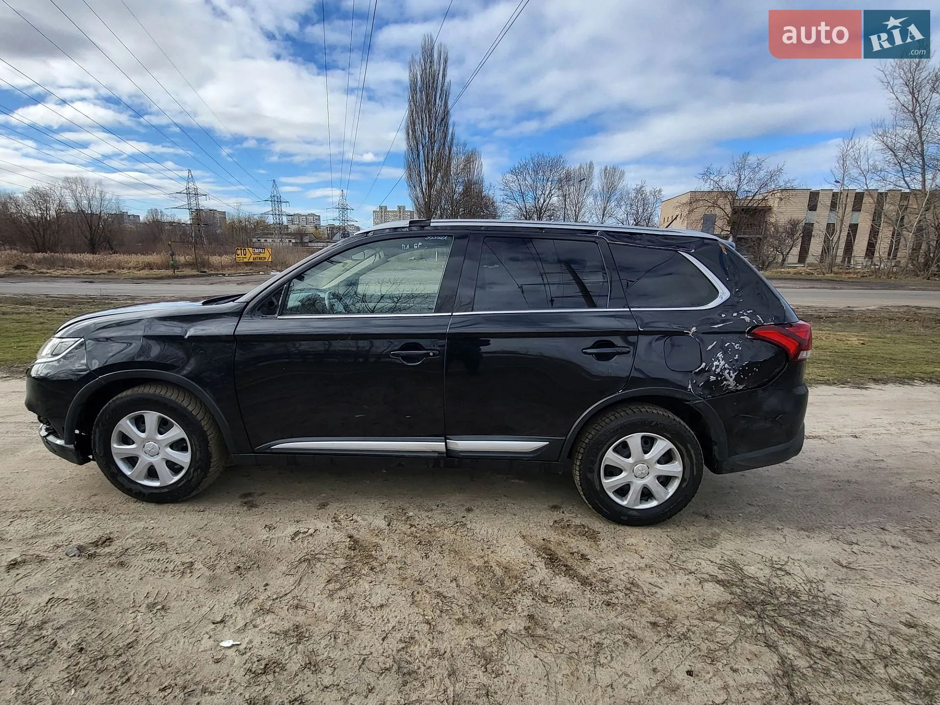 2016 Mitsubishi Outlander - мініатюра 11