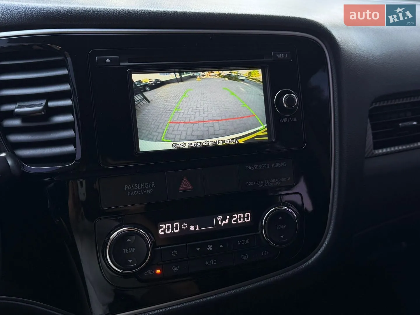2016 Mitsubishi Outlander - мініатюра 18