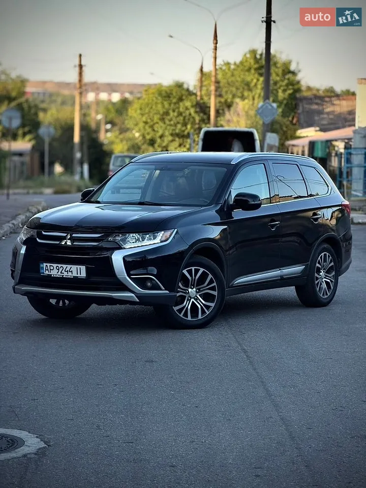 2015 Volkswagen Touareg - мініатюра 25