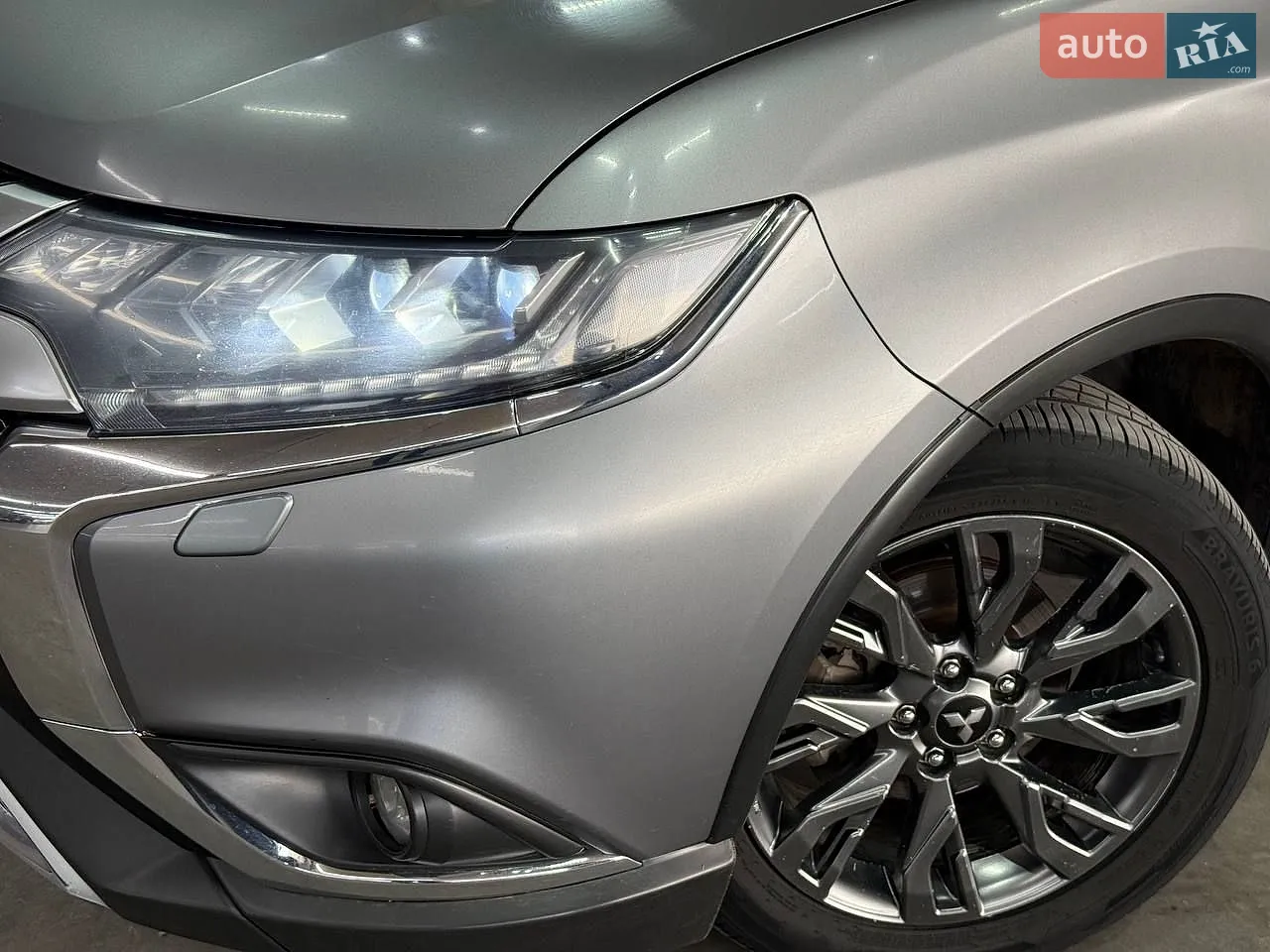 2021 Mitsubishi Outlander - мініатюра 5