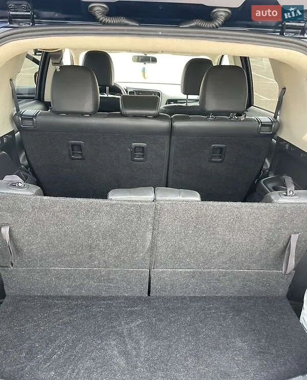 2019 Mitsubishi Outlander - мініатюра 23