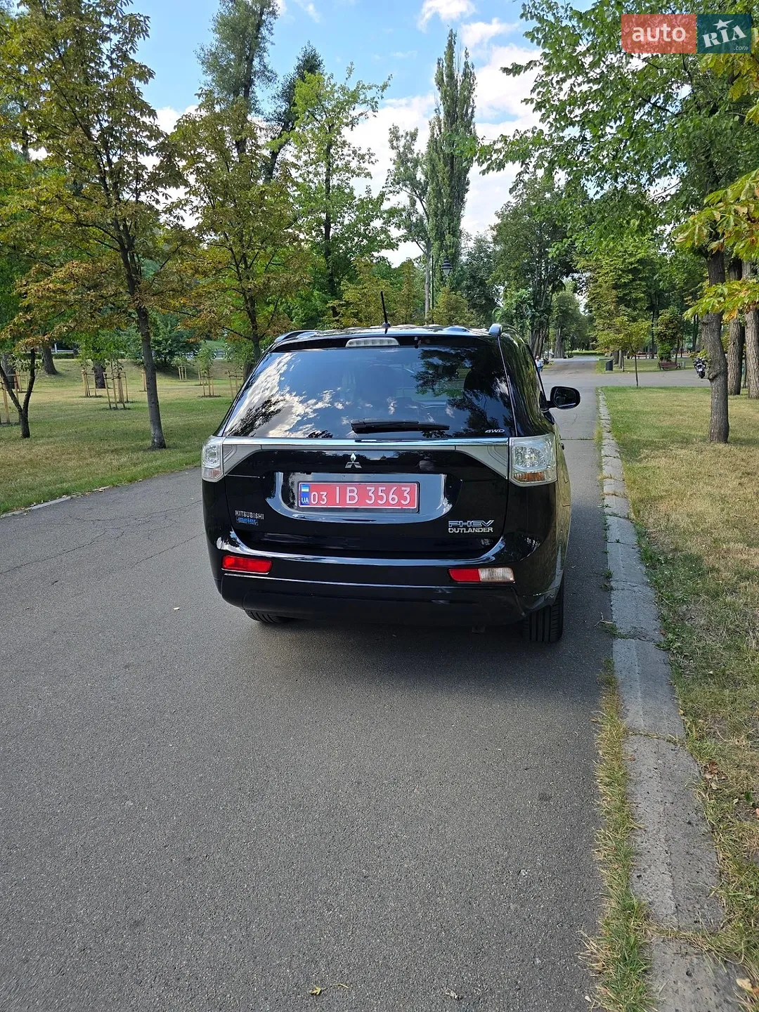 2014 Mitsubishi Outlander - мініатюра 17
