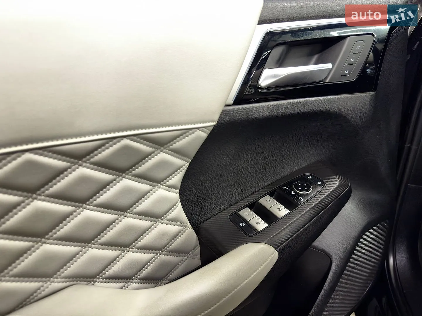 2021 Mitsubishi Outlander - мініатюра 10