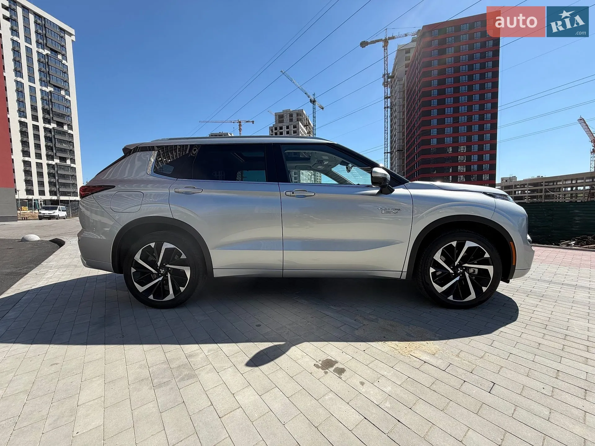 2022 Mitsubishi Outlander - мініатюра 9