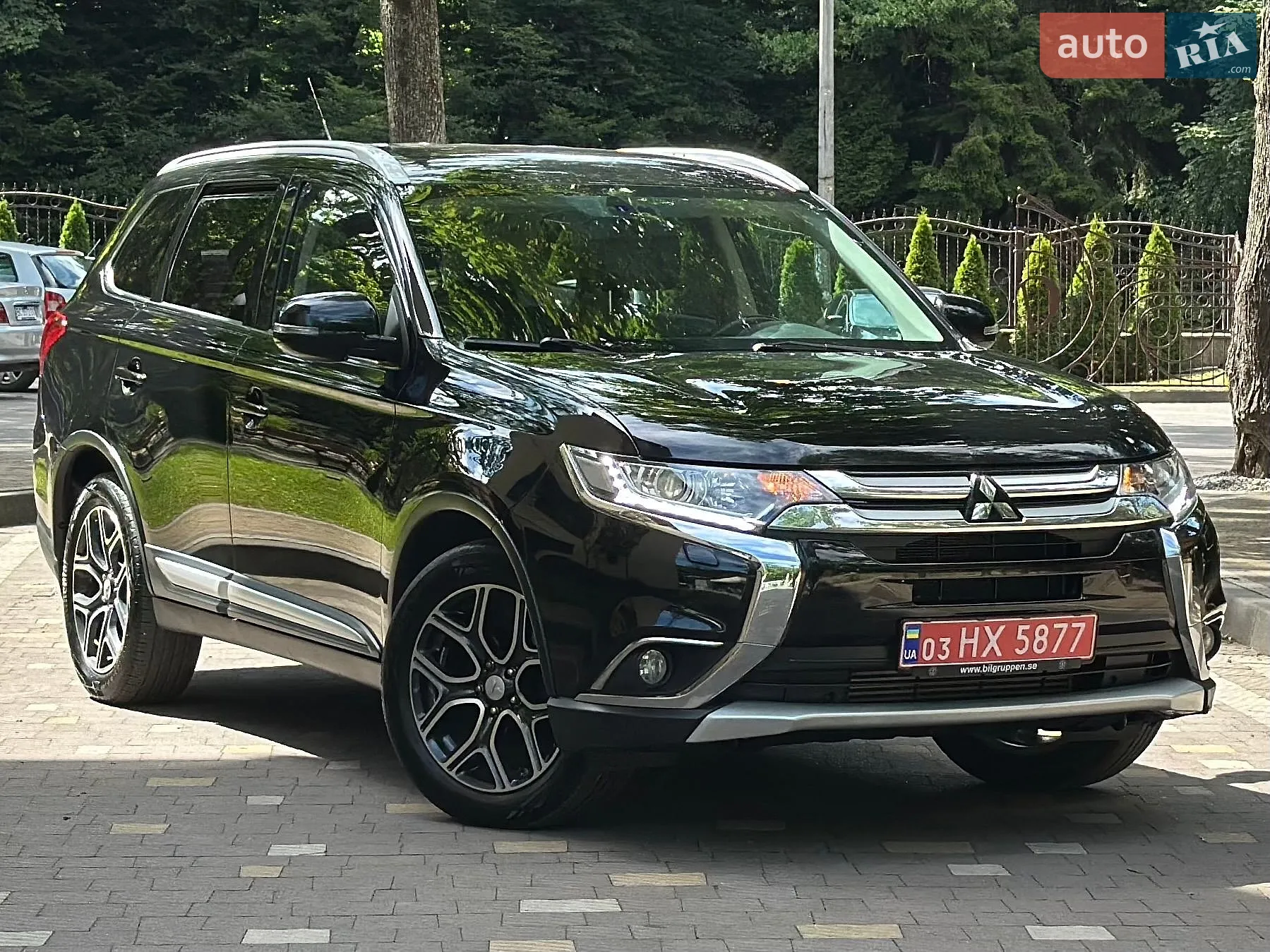 2016 Mitsubishi Outlander - мініатюра 25