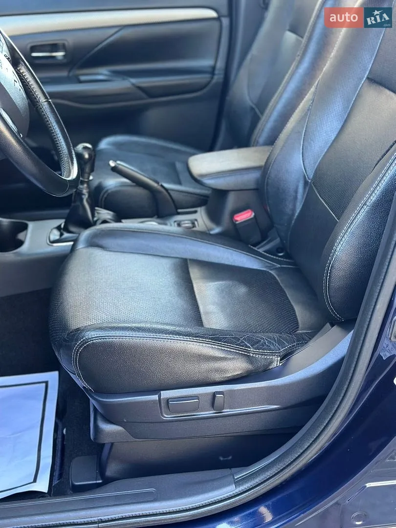 2014 Mitsubishi Outlander - мініатюра 106