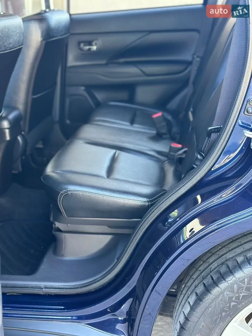 2014 Mitsubishi Outlander - мініатюра 112