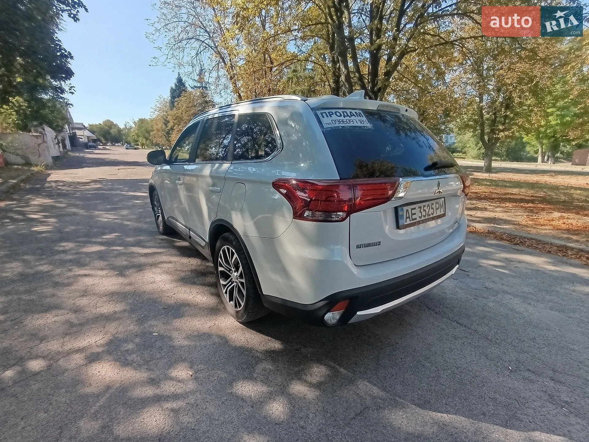 2017 Mitsubishi Outlander - мініатюра 8