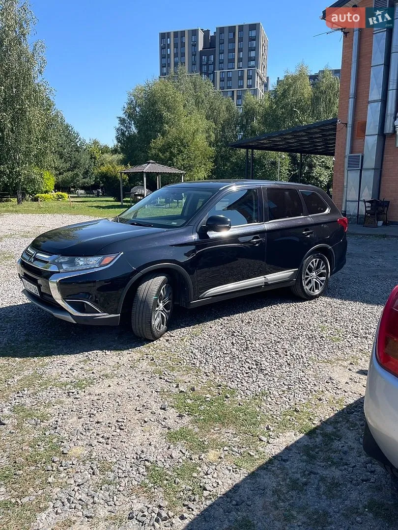 2015 Mitsubishi Outlander - мініатюра 2