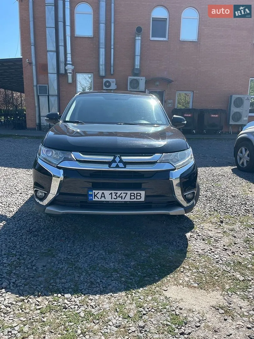 2015 Mitsubishi Outlander - мініатюра 3